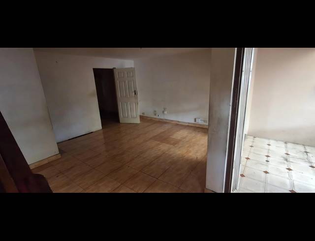 3 BEDROOM APARTMENT FOR SALE IN GANDHINAGAR
